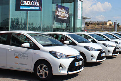11 Toyota Yaris h&iacute;bridos para Parcesa