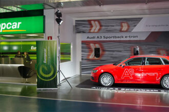 Flota de 10 Audi A3 e tron para Europcar