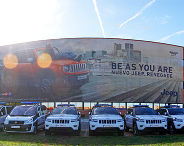 La Agrupaci&oacute;n de Tr&aacute;fico de la Guardia Civil ampl&iacute;a su flota con unidades del Grupo FCA