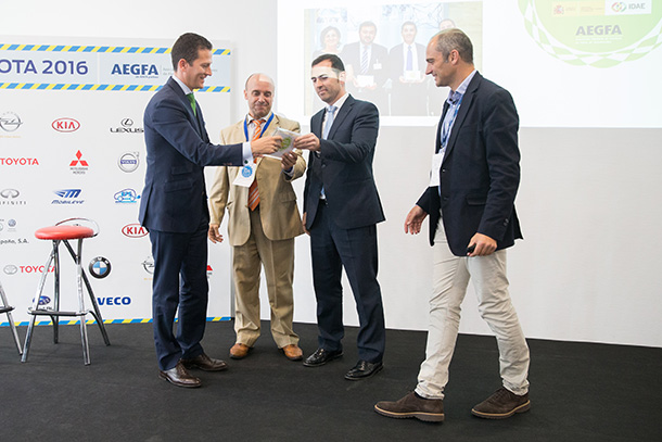 AEGFA e IDAE entregan la Acreditaci&oacute;n Flota Ecol&oacute;gica a Enag&aacute;s 3