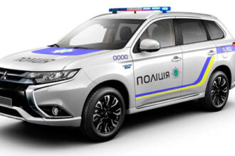 M&aacute;s de 600 Mitsubishi Outlander PHEV para la polic&iacute;a de Ucrania