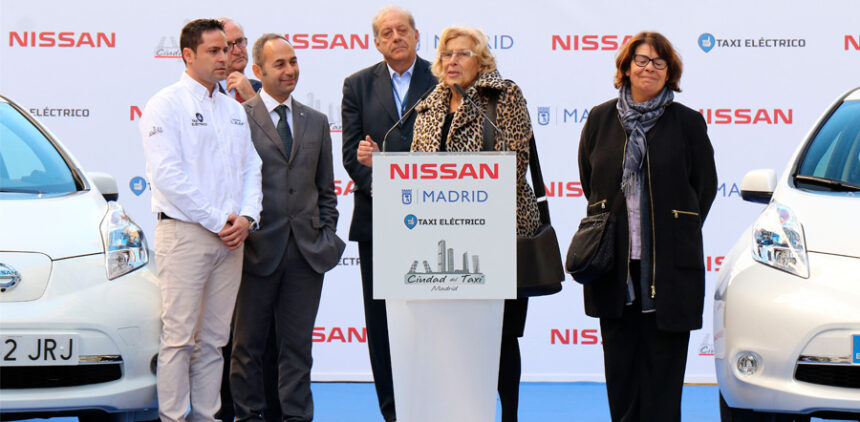 Nissan entrega los primeros 25 e taxis a la Ciudad del Taxi