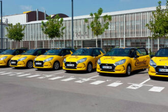 Cacaolat añade modelos de la marca DS AUTOMOBILES a su flota comercial 1