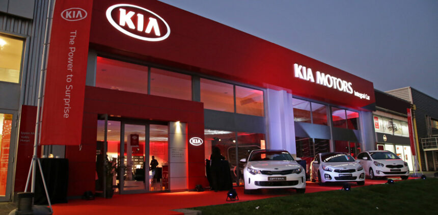 VallèsCar inaugura nuevas instalaciones KIA en Sant Cugat del Vallés