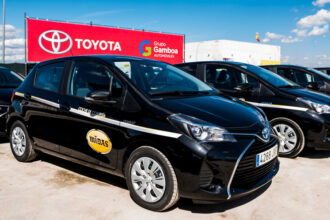 Nueva flota de Yaris Hybrid para la cadena de talleres Midas