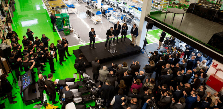 Scutum inaugura en Cataluña la primera fábrica europea de scooters eléctricos y battery packs