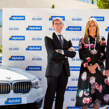 Alphabet supera los 50000 vehículos en España