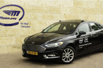 Mobileye y la DGT ponen en marcha un proyecto de coche autónomo en Barcelona