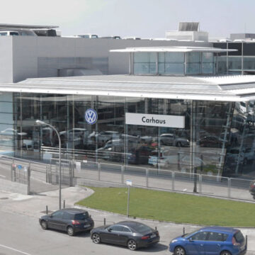 Carhaus y dealerBest presentan el primer concesionario verde