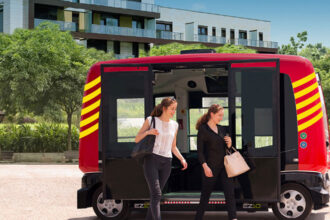 Cataluña inicia pruebas reales de un autobús sin conductor