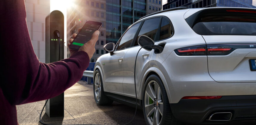 Porsche expande a España su servicio de recarga para eléctricos