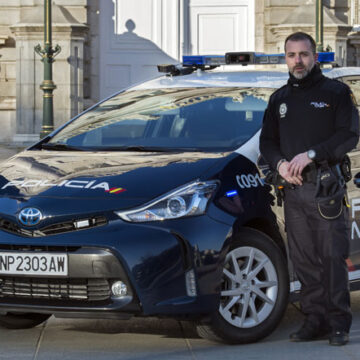 La tecnología híbrida llega al parque móvil de la Policía Nacional