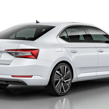 Llega el Skoda Superb iV el primer PHEV de la marca