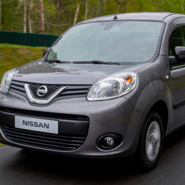 Nissan NV250 Derivada de turismo 1