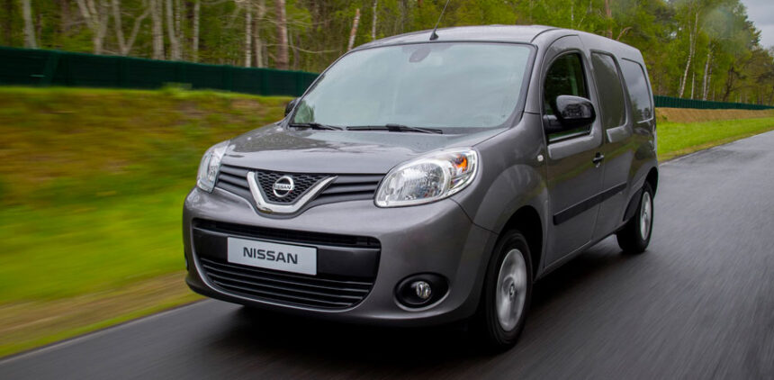 Nissan NV250 Derivada de turismo 1