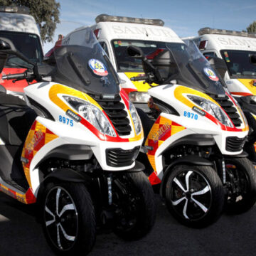 El Samur apuesta por las motos de 3 ruedas de Peugeot