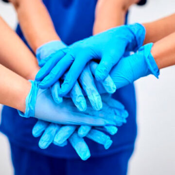 La familia Agnelli se vuelca en la lucha contra el coronavirus