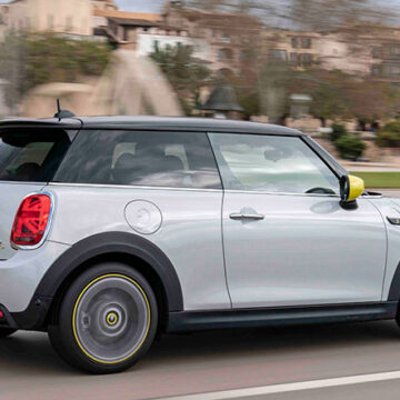 mini E lateral trasera