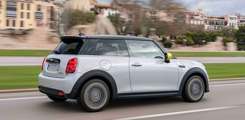mini E lateral trasera