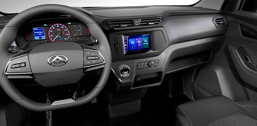 maxus 3 interior