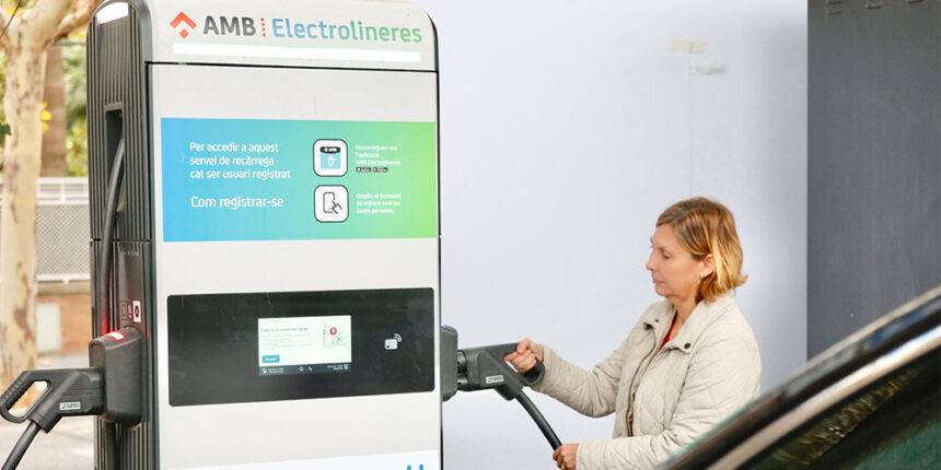 El AMB contará con 102 electrolineras al finalizar el año