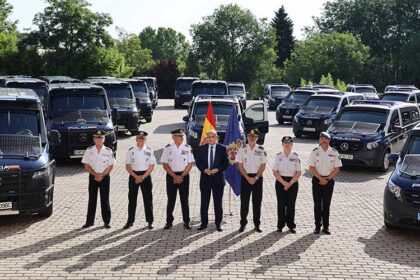 policia nacional furgones