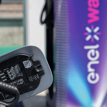 Enel X Way cierra su negocio de movilidad eléctrica en EEUU y Canadá