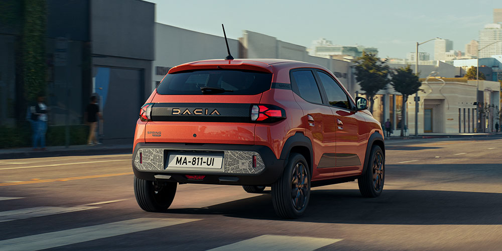dacia spring 2024 trasera