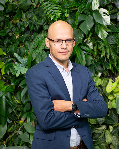 entrev luis uribe iss 03