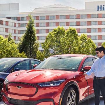 HILTON CARGADORES TESLA