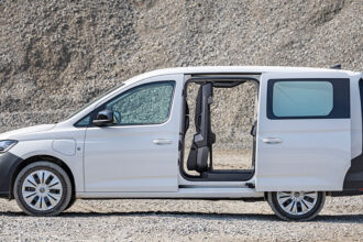 vw caddy ehybrid 02
