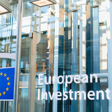 Ayvens y el BEI electrifican las flotas de vehículos comerciales con un proyecto de 700M