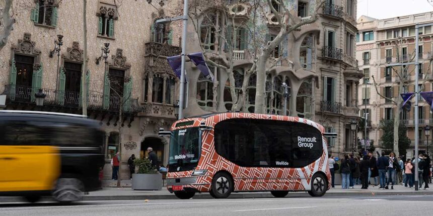 Renault Group muestra su autobús autónomo en Barcelona