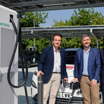 Iberdrola pone en marcha la electrolinera de carga rápida más grande de Madrid