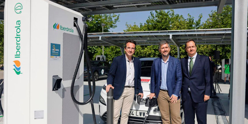 Iberdrola pone en marcha la electrolinera de carga rápida más grande de Madrid
