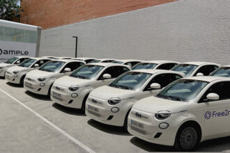 Free2move y Ample transforman el car sharing eléctrico con tecnología de baterías intercambiables