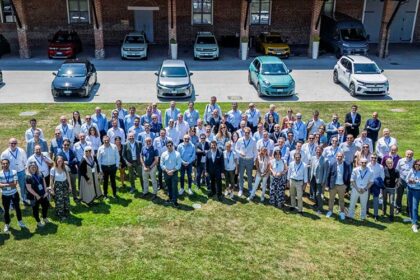 Stellantis presenta su apuesta por el cliente flotas en su European Driving Experience 2025