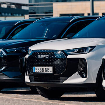 EBRO presenta su gama electrificada a empresas y organismos públicos