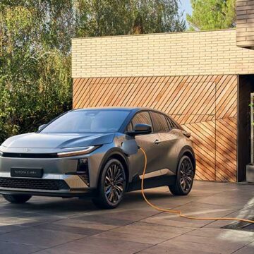 Toyota presenta la versión eléctrica del C-HR